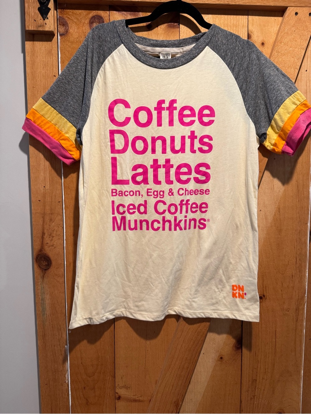 Rare Dunkin’ Donuts Merch 🍩 Raglan T-Shirt, Unisex M